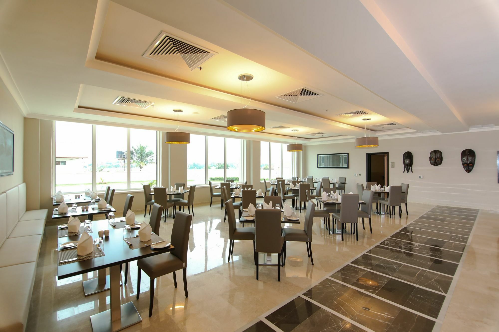 Fraser Suites Abuja Exterior photo